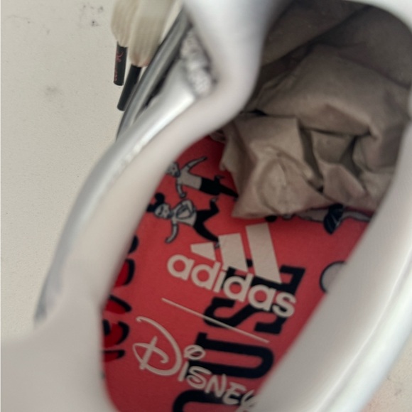 Adidas Ultraboost 1.0 x Disney 10 - Picture 5 of 5